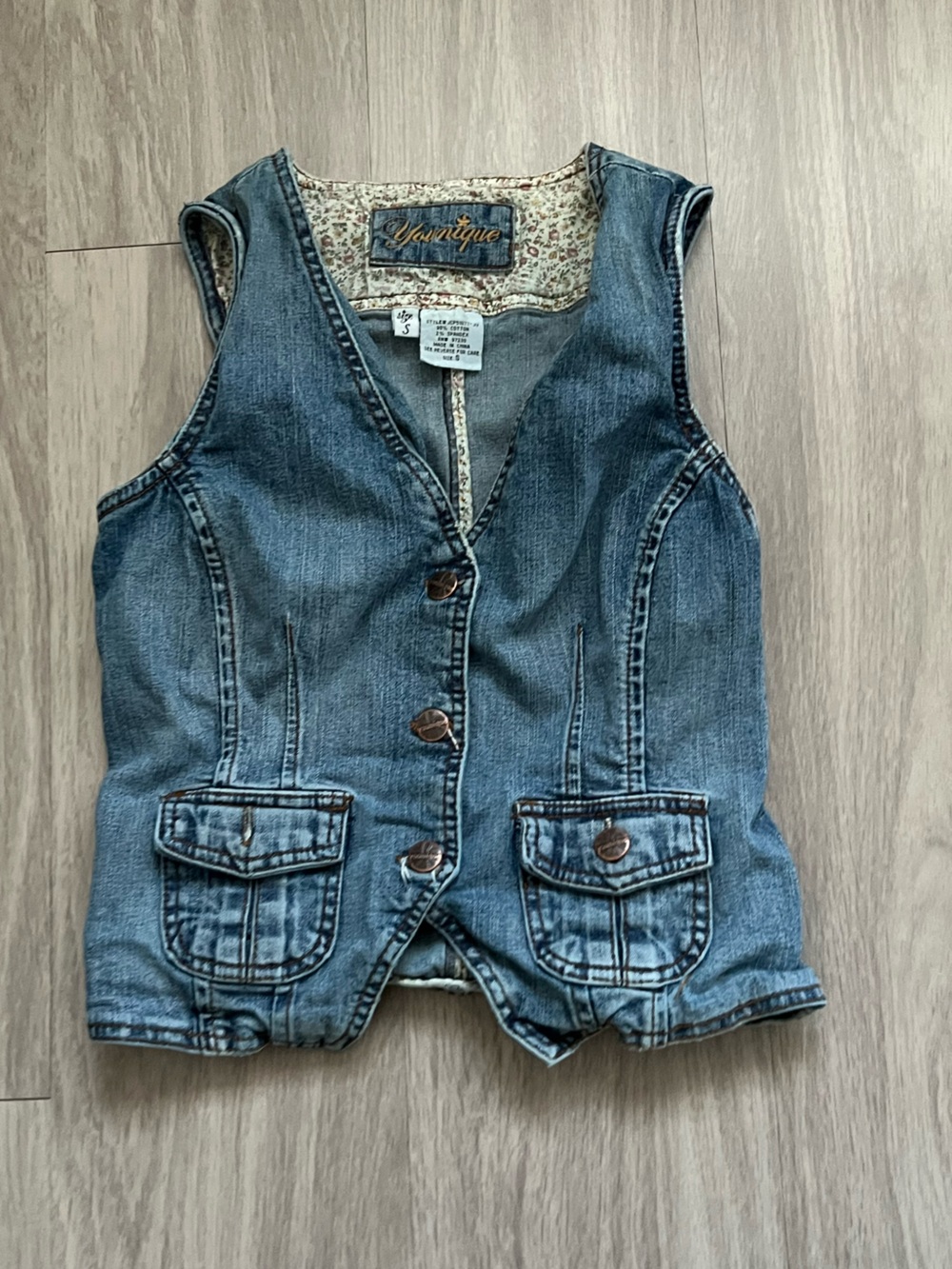 Younique Denim Vest Floral Lined Button Front Jean Vest Size Small Y2K